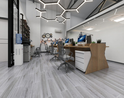 1000SQM Ahşap Porselen Karolar 150*900mm Kahverengi Simli Şerit Oturma Zemin Ofis için SGS Duvar Seramik Fayans