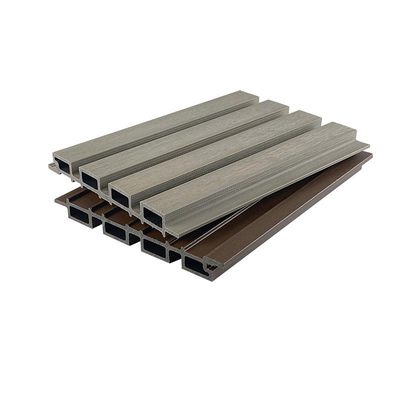 Yanmaz 25x227mm WPC Kaplama Paneli Ahşap Plastik Kompozit Izgara Tahta Kapalı Yönetim Kurulu Ofis Projesi