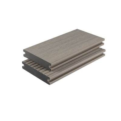 Gri Masif Ahşap Plastik Panel Kartı Korozyon Önleyici Nem - Korumalı Avlu Dekoru 145x30mm