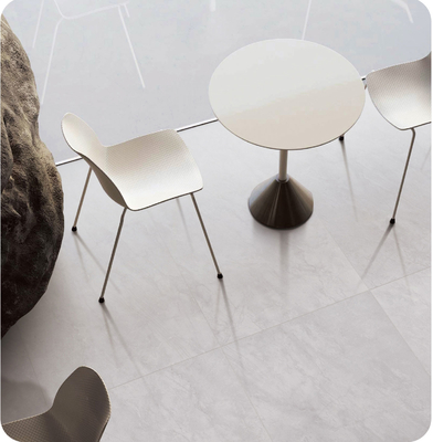 Dekorasyon 1200x600mm Dış Zemin Kaymaz Yumuşak Camlı Porselen Ofis için W.A 0.5%