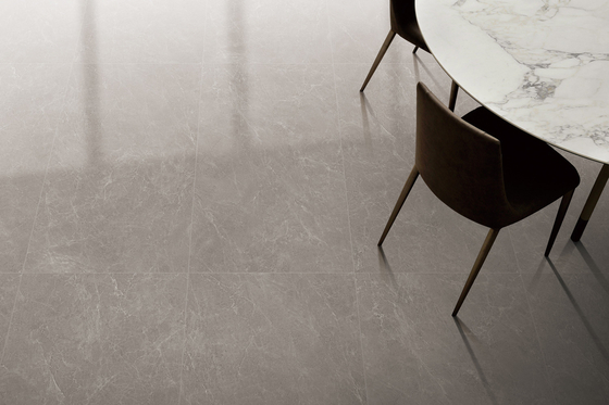 Yatak odası için sıyrık geçirmez 600x1200mm yumuşak camlı porselen lehim ve duvar lehimleri