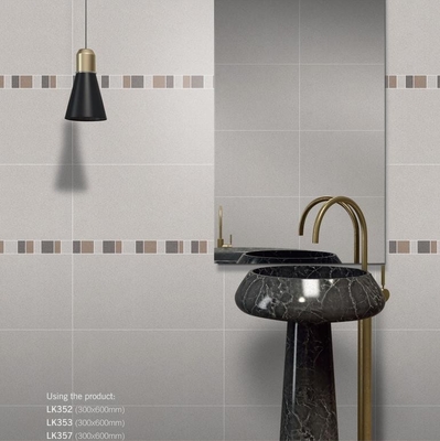SGS İç Duvar Taşları ve Balkon Dekorasyonu için 300x600mm Gri Tam Vücut Porselen Taşları