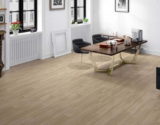 Çiziklere dayanıklı 200x1000mm Sarı ve Gri Ahşap Porselen Şeritler Mutfak İçin Ateş Tuğlaları İçerideki Zemin Şeritleri Yenilenme İçin