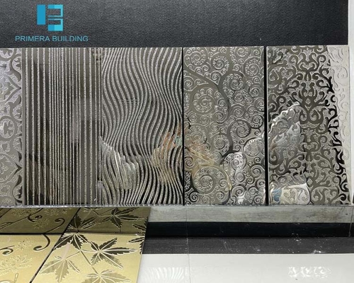 300x600mm 3D Seramik Karo Cilalı Sırlı Altın Çizgili Duvar Dekoru